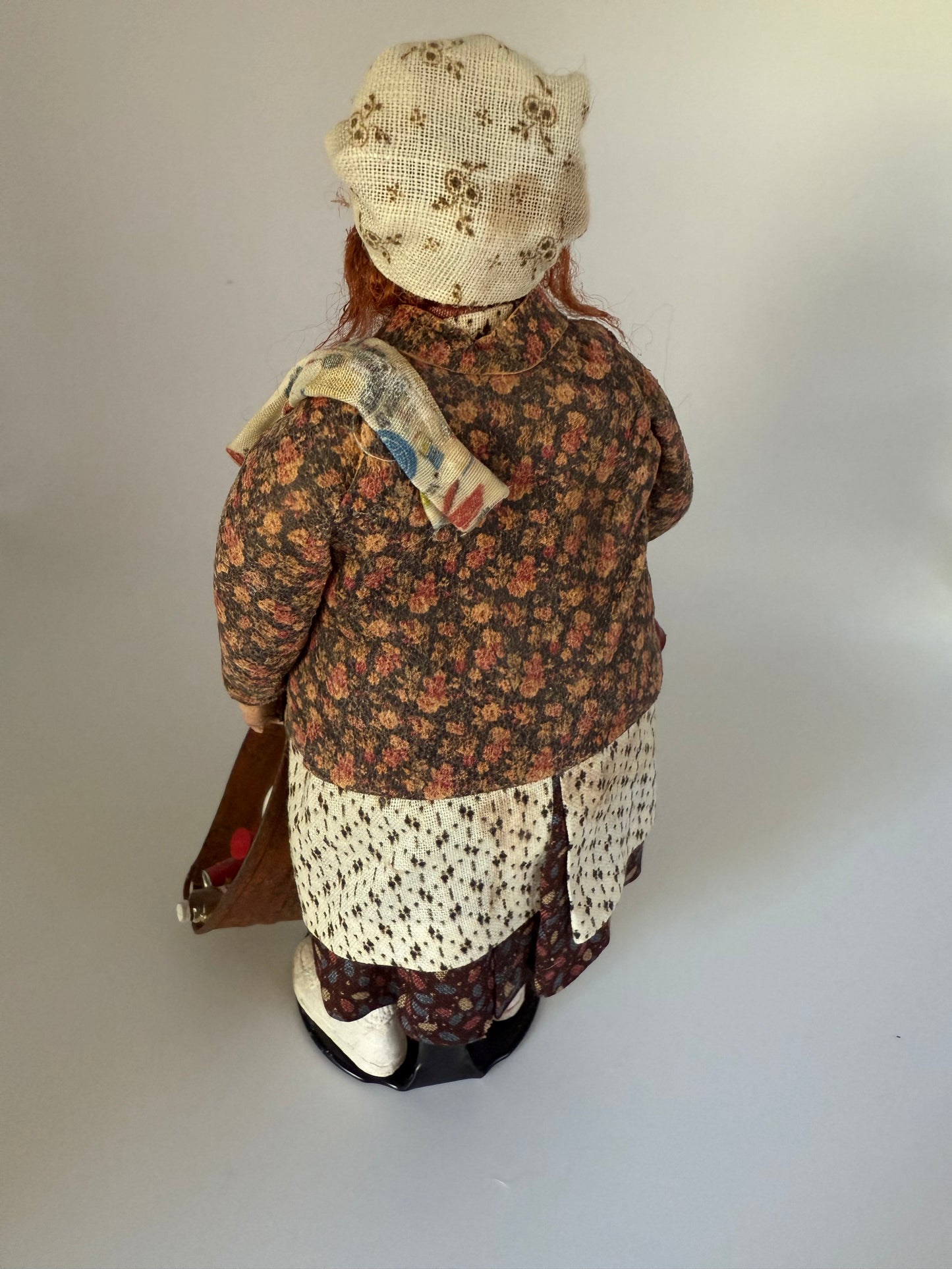 1:12 Scale Dollhouse Doll