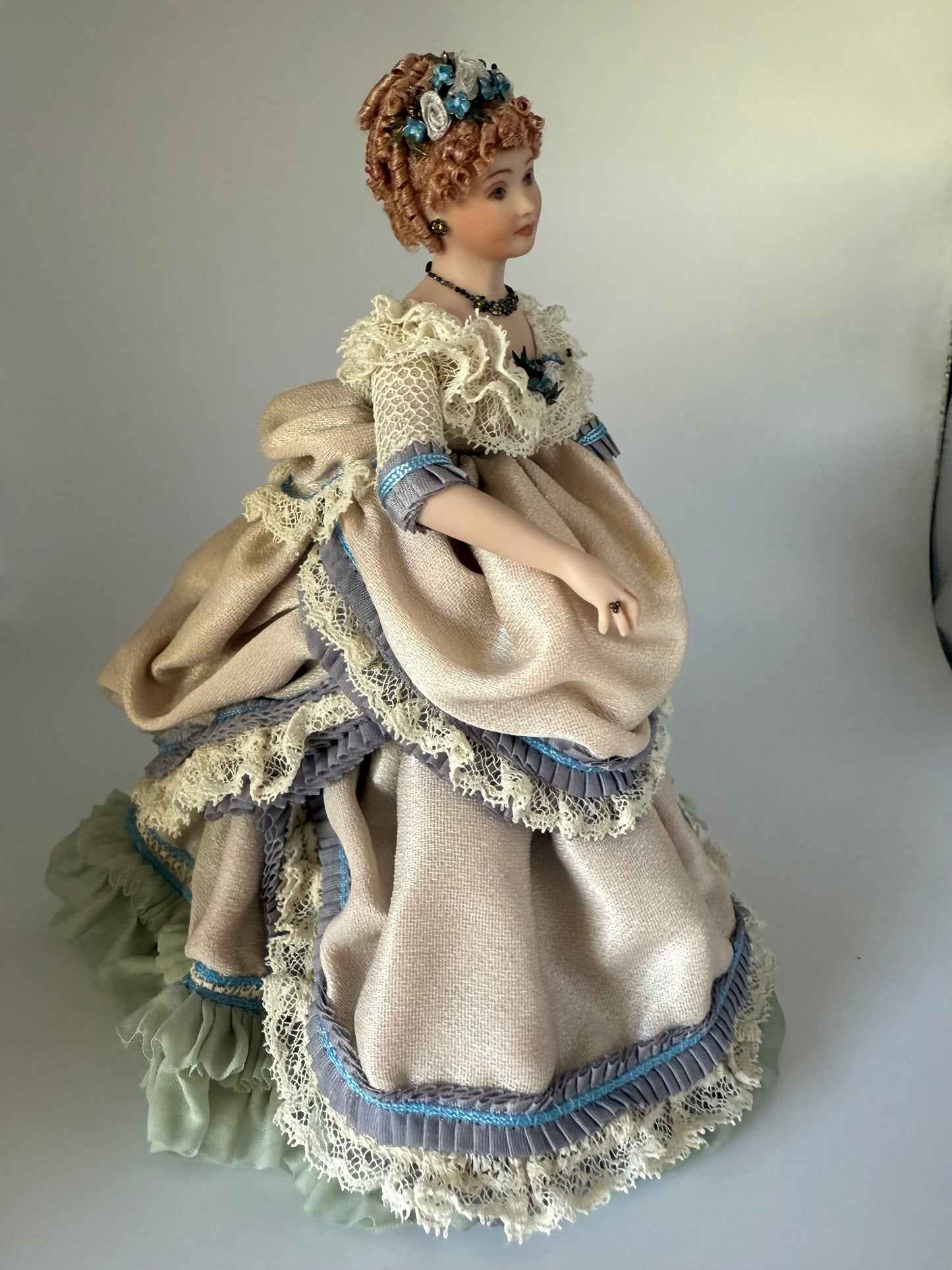 1:12 Scale Dollhouse Doll