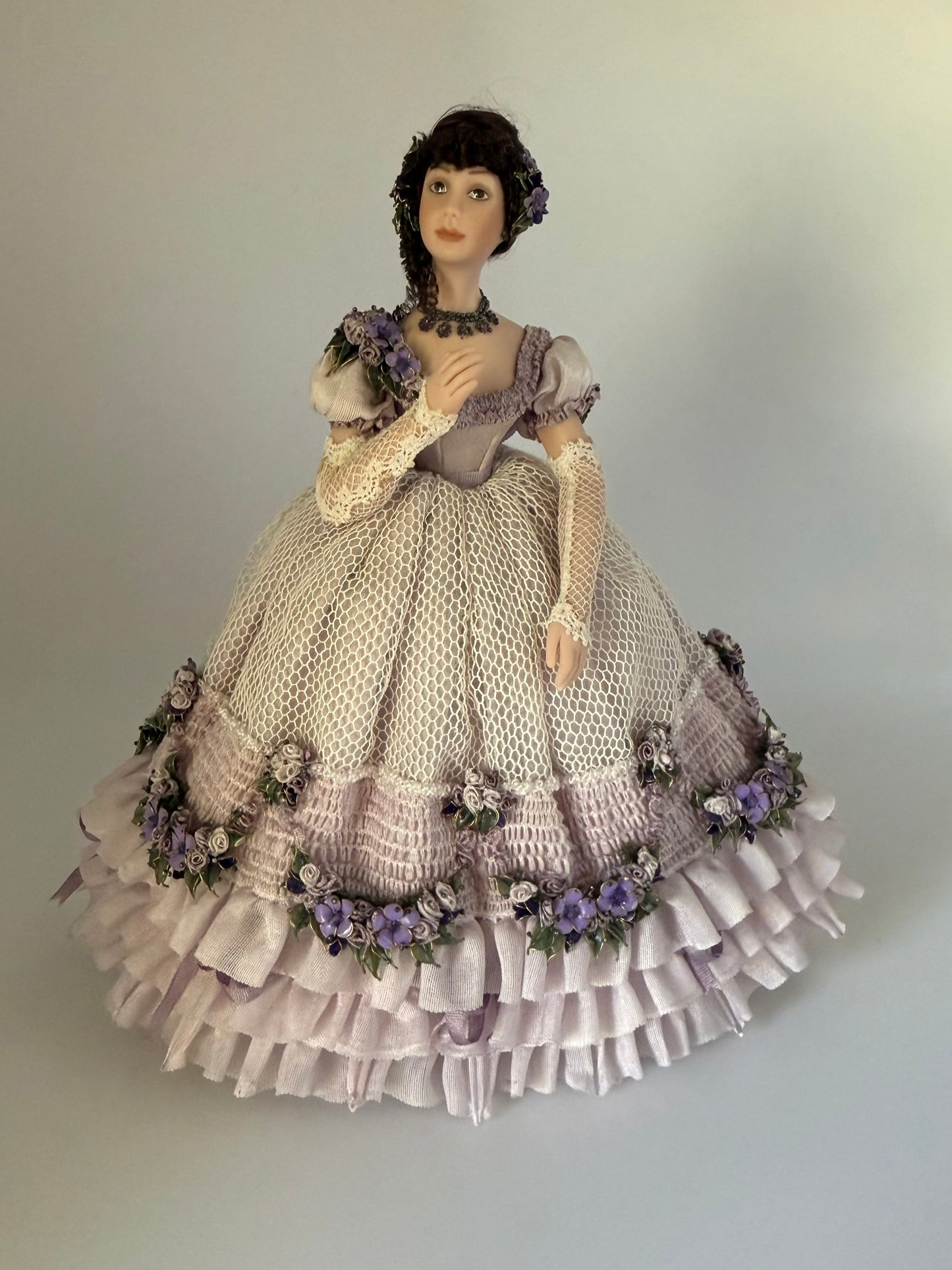 1:12 Scale Dollhouse Doll