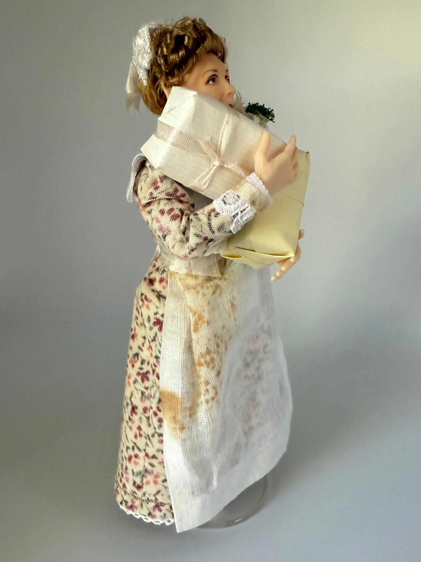 1:12 Scale Dollhouse Doll