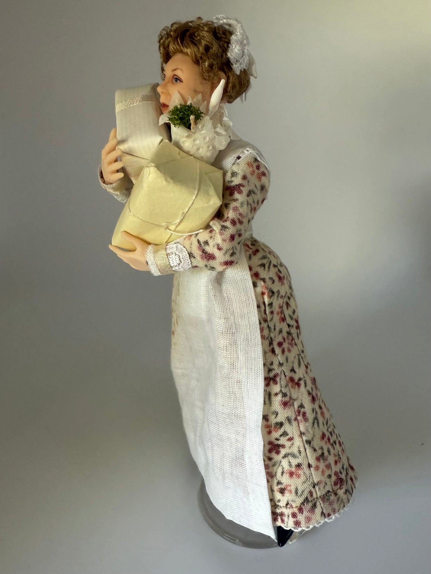 1:12 Scale Dollhouse Doll