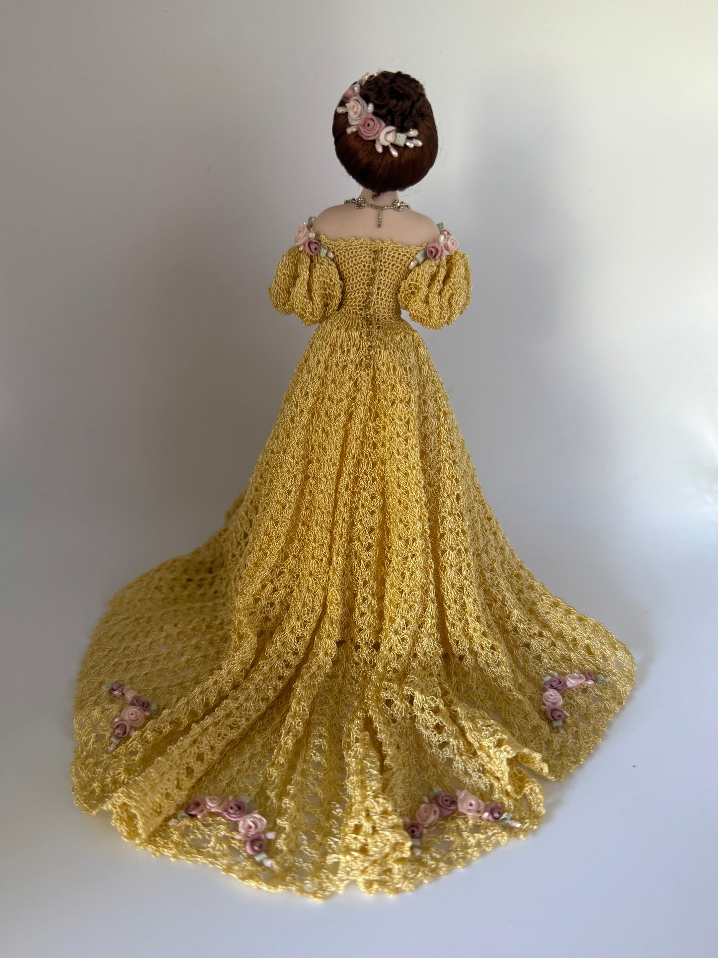1:12 Scale Dollhouse Doll