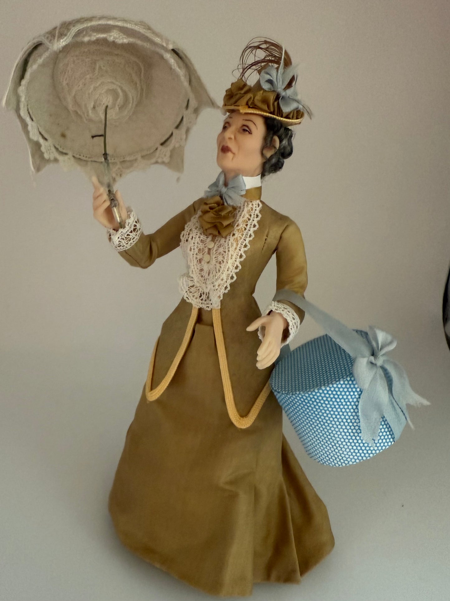 1:12 Scale Dollhouse Doll