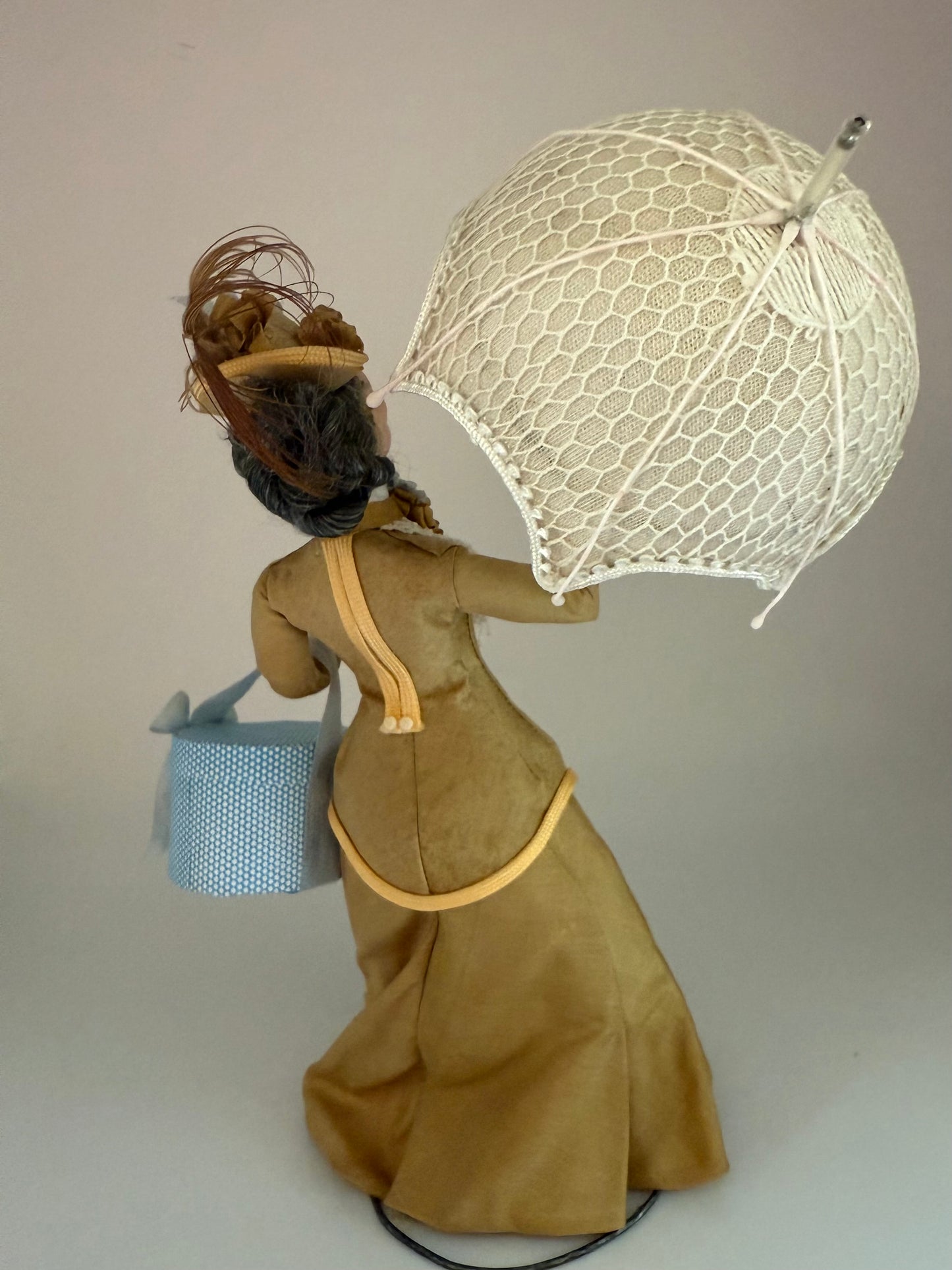 1:12 Scale Dollhouse Doll