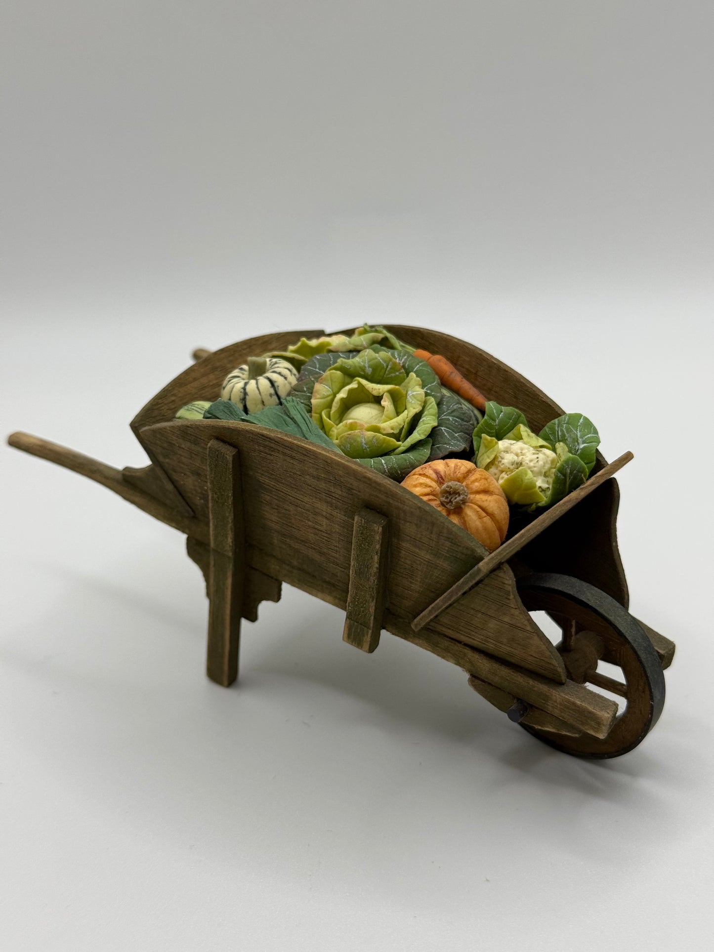 Wheel barrel