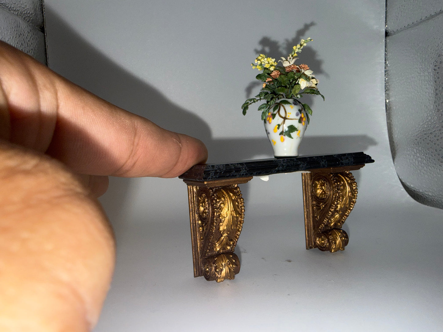 Wall Table with flowers