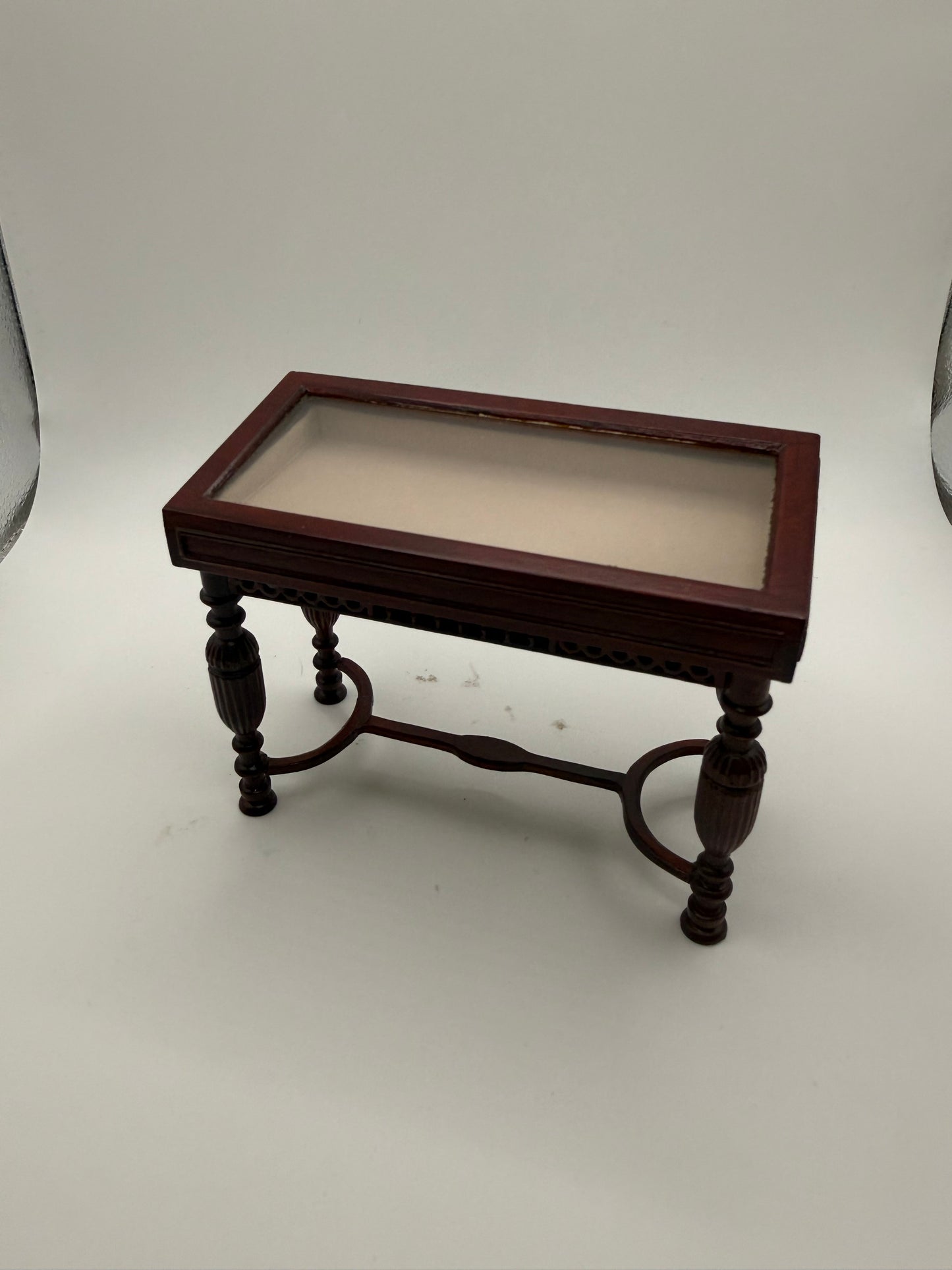 Bespaq Display Case