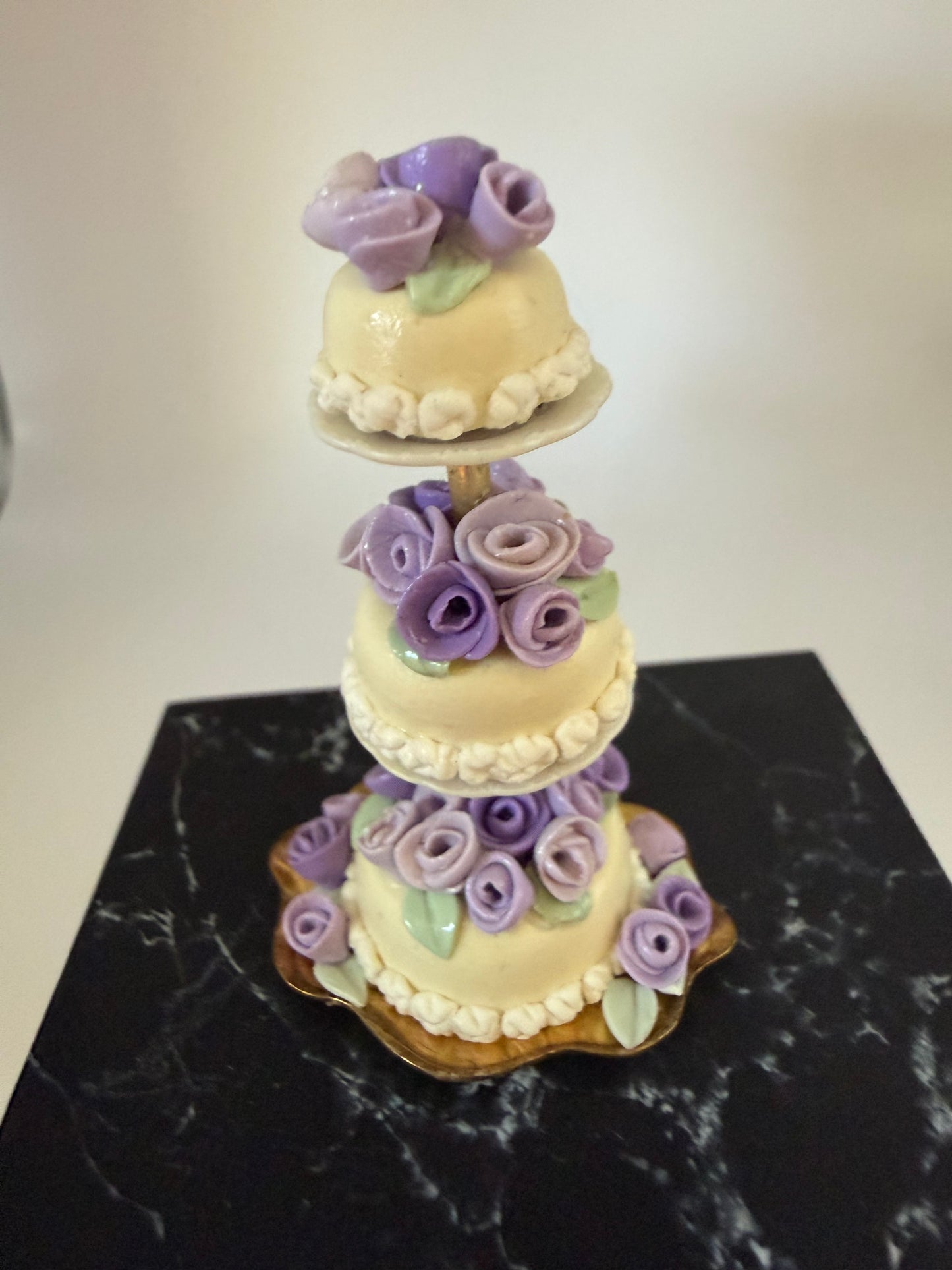 3 tier wedding cake