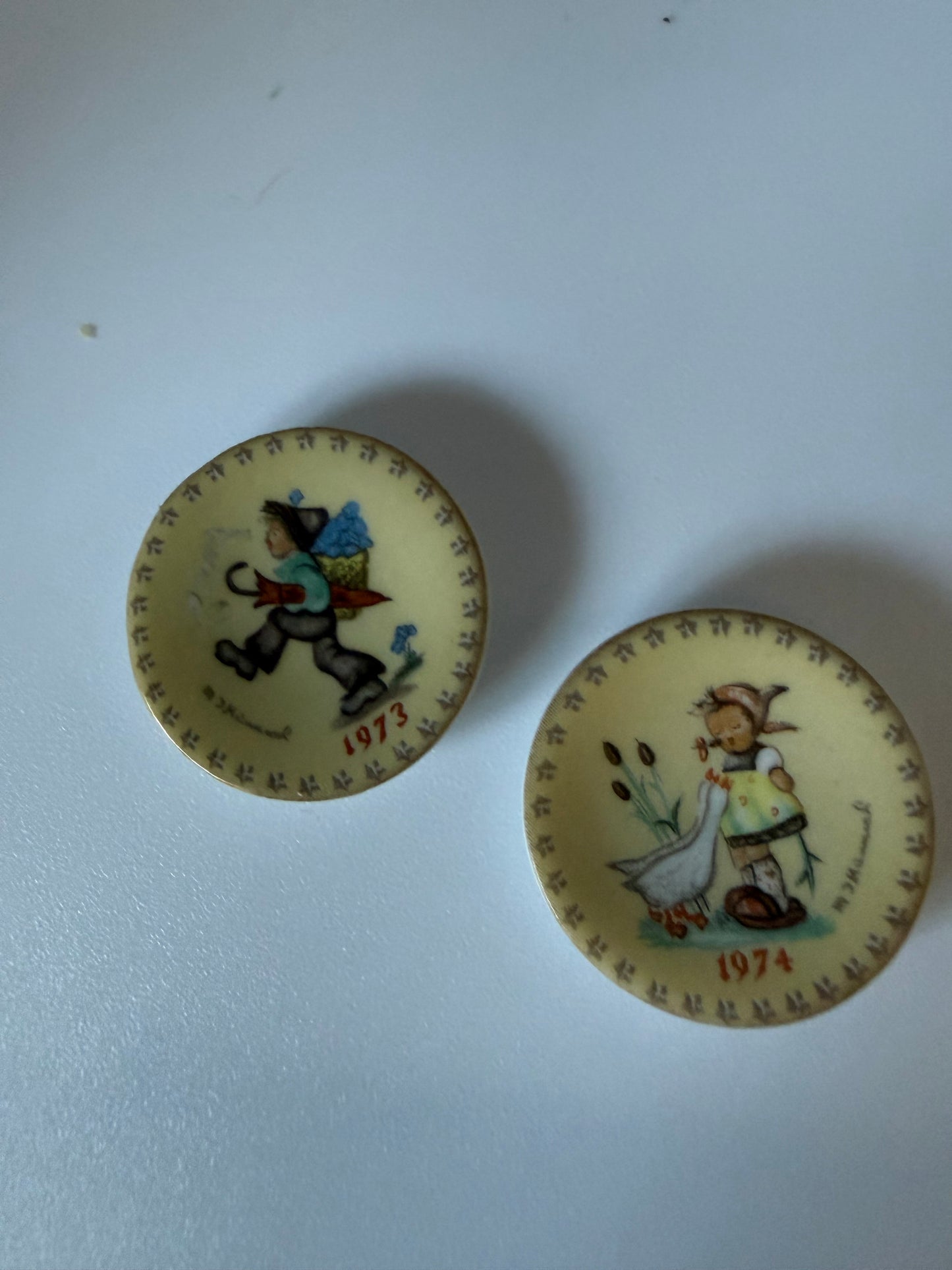 hummel plates