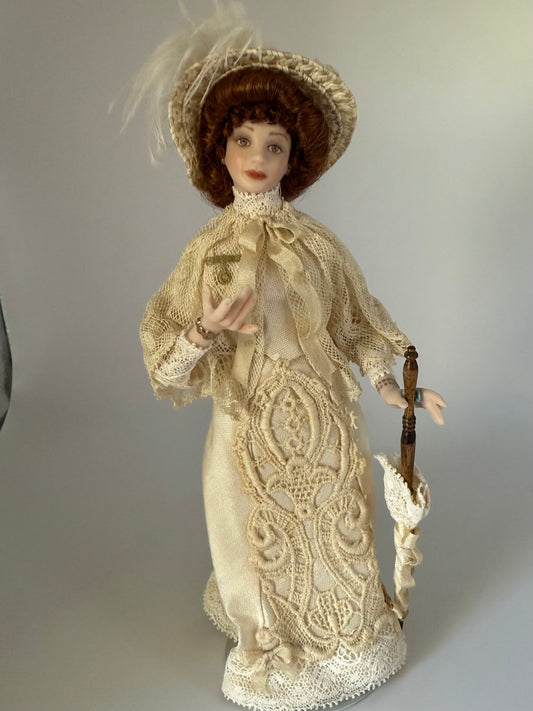 1:12 Scale Dollhouse Doll