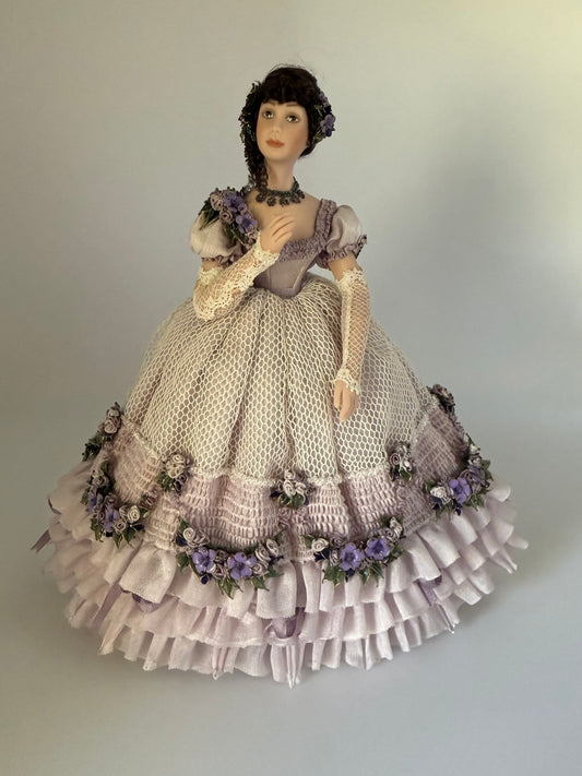 1:12 Scale Dollhouse Doll