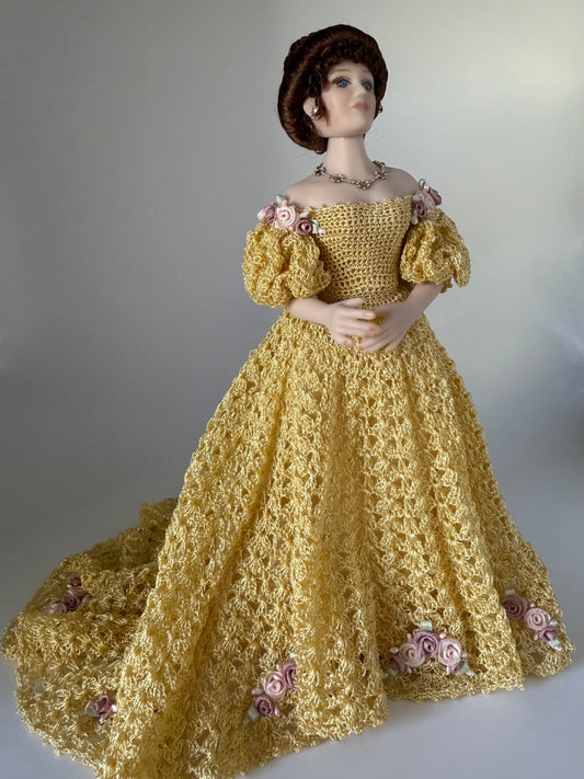 1:12 Scale Dollhouse Doll