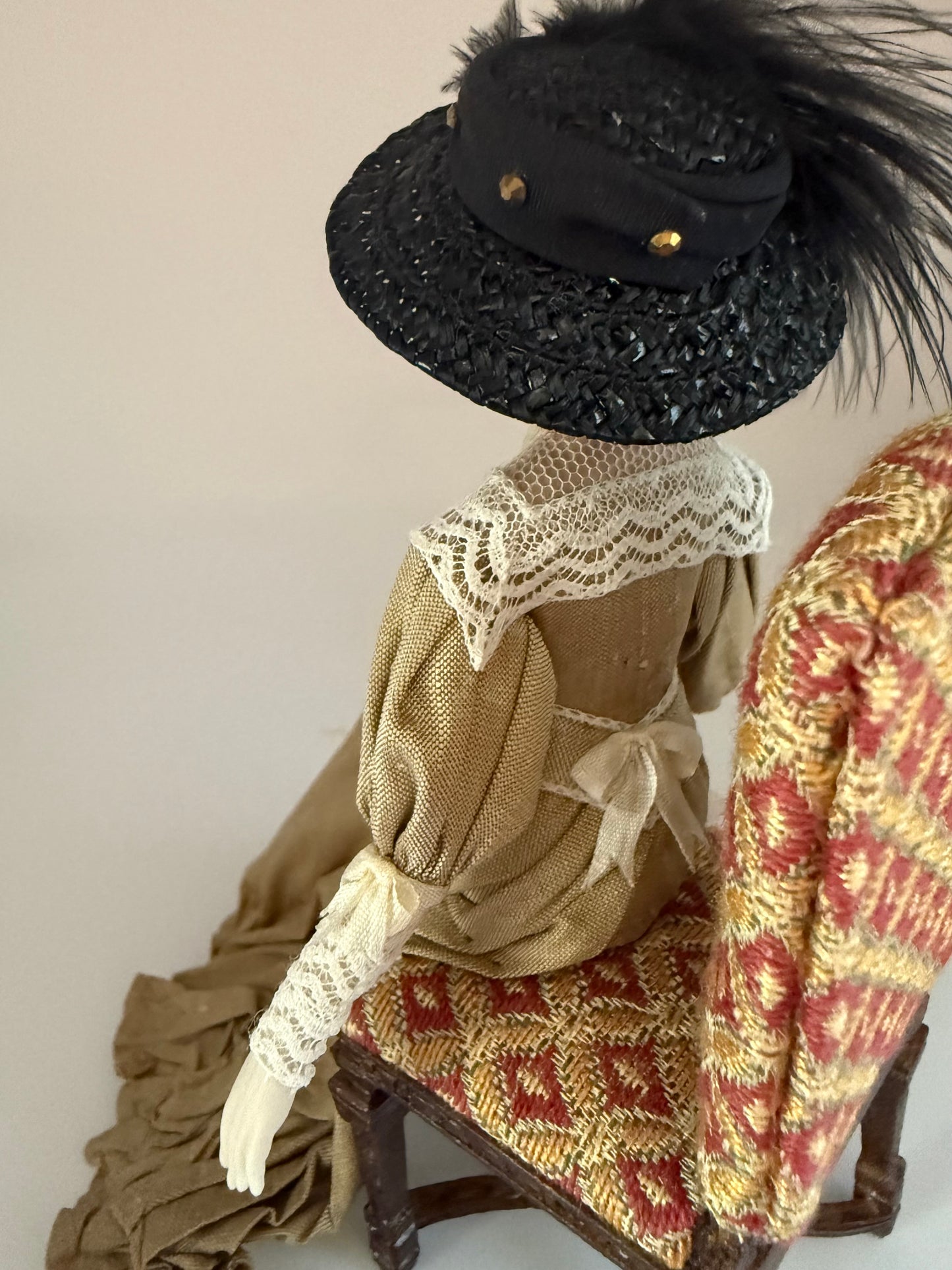1:12 Scale Dollhouse Doll