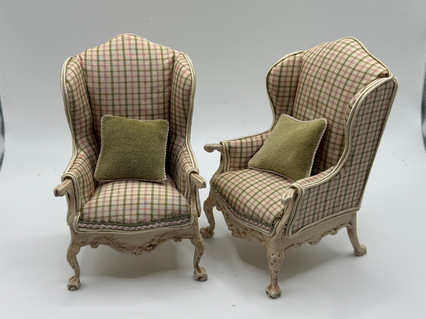 2 Chairs from MOM