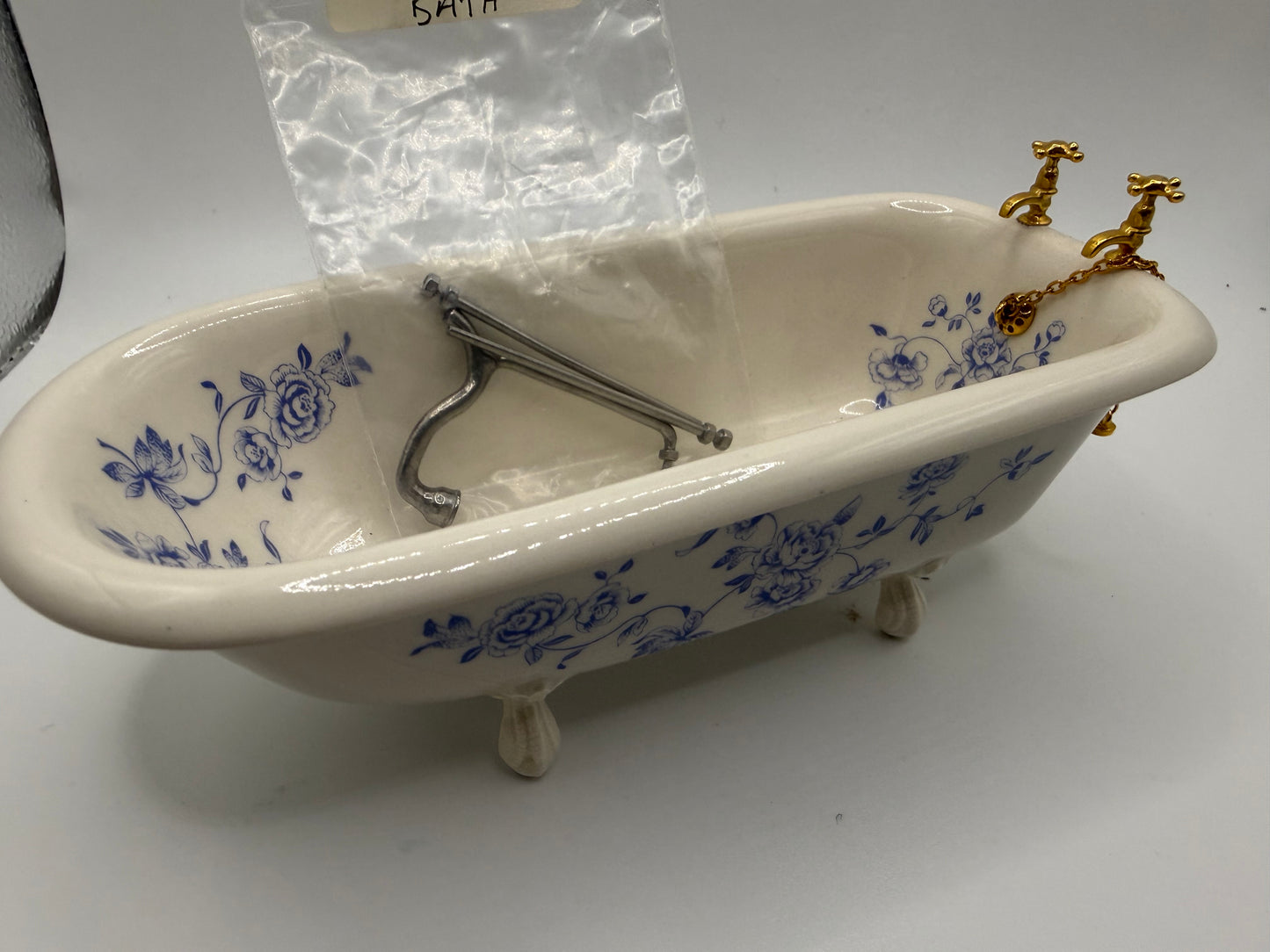 Shepley Porcelain Bathroom Set