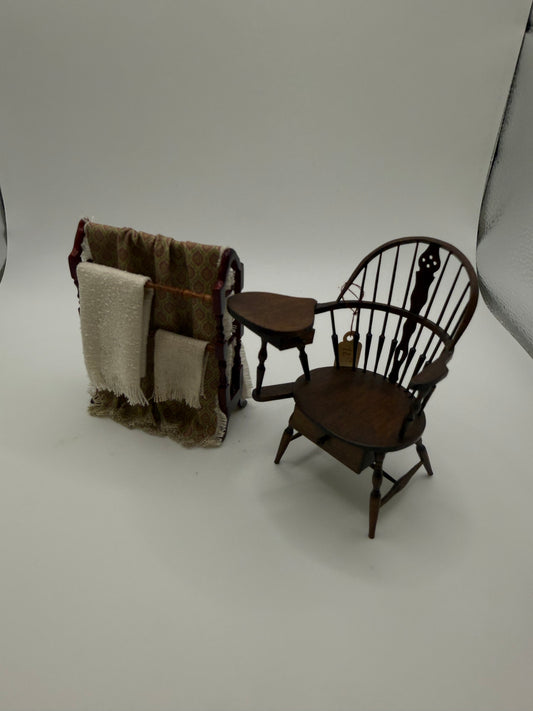 Schooldesk and quilt rack