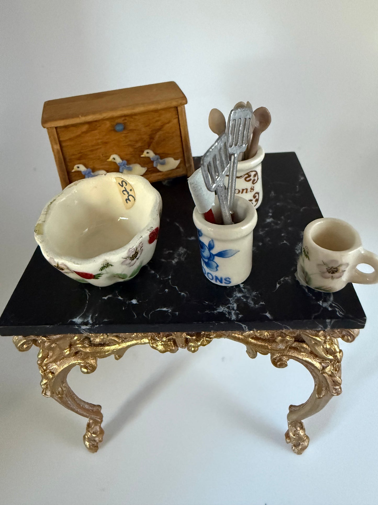 kitchen items