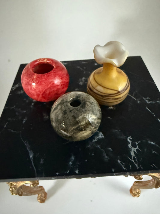 vases