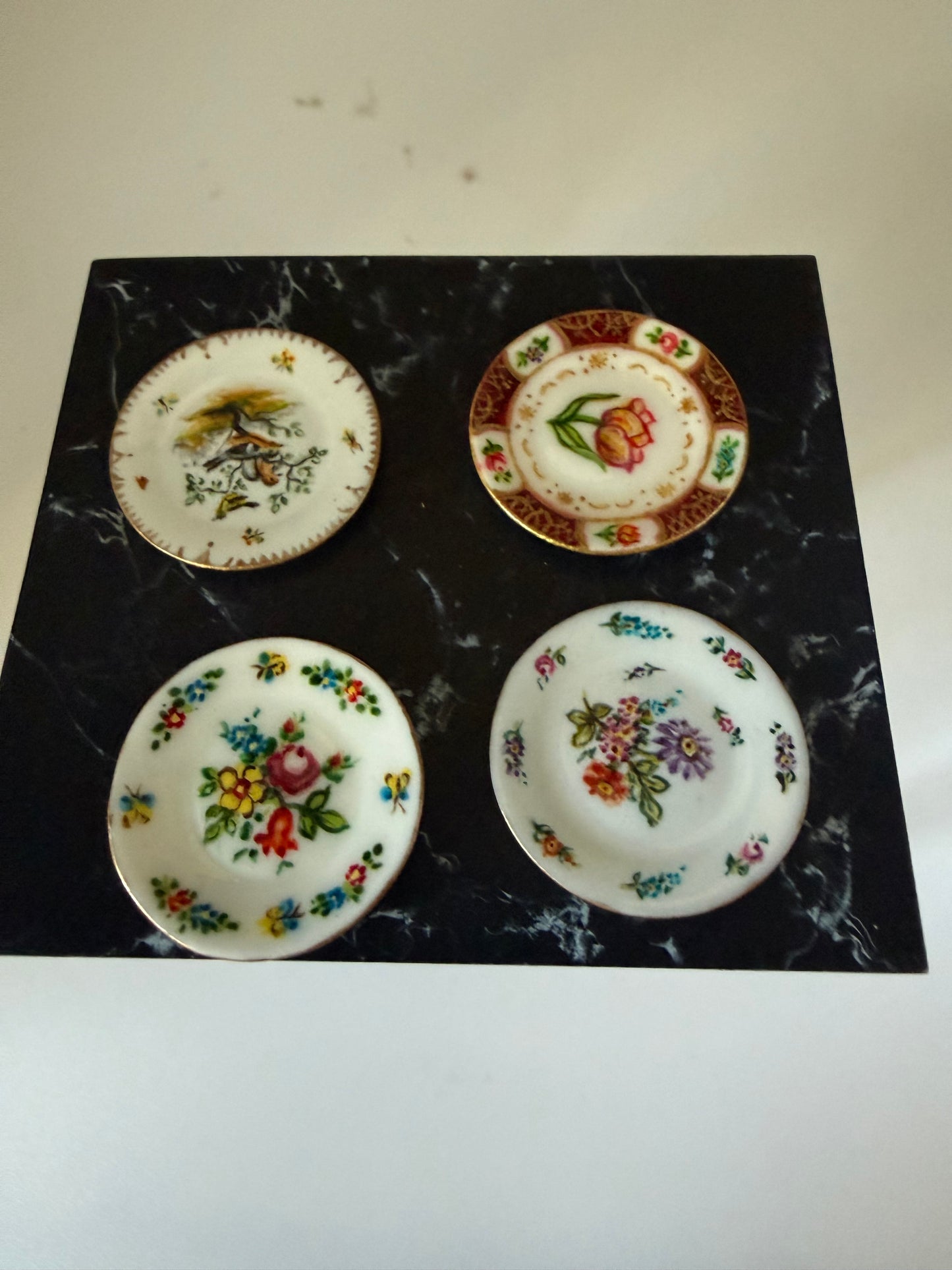 4 Plates