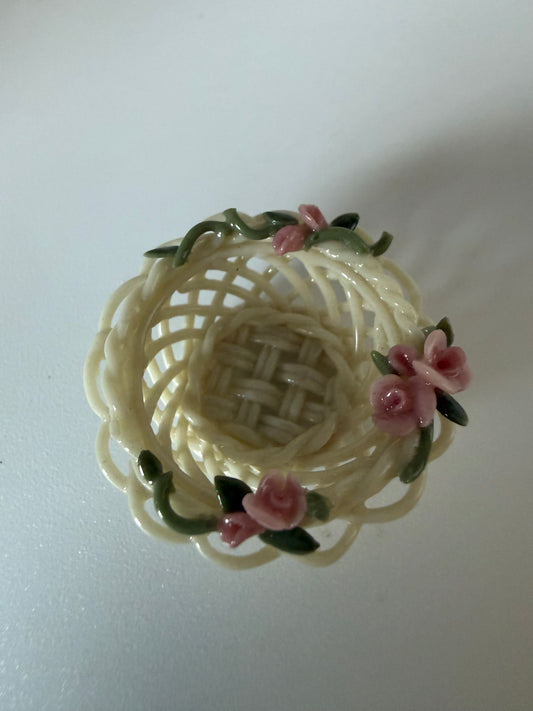 Belleek Basket